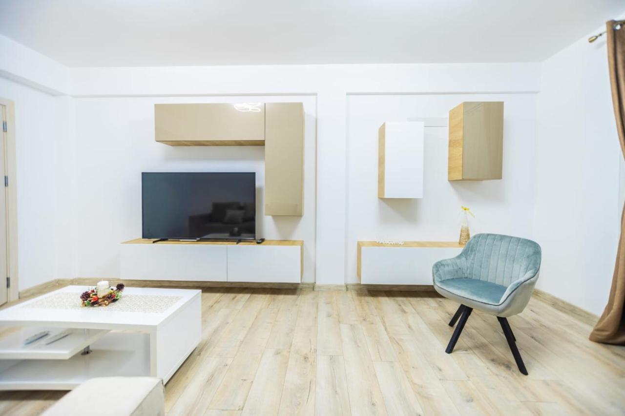 Brigitte Apartment Brasov Bagian luar foto