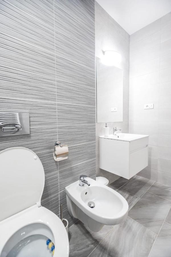 Brigitte Apartment Brasov Bagian luar foto