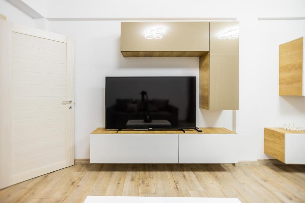 Brigitte Apartment Brasov Bagian luar foto