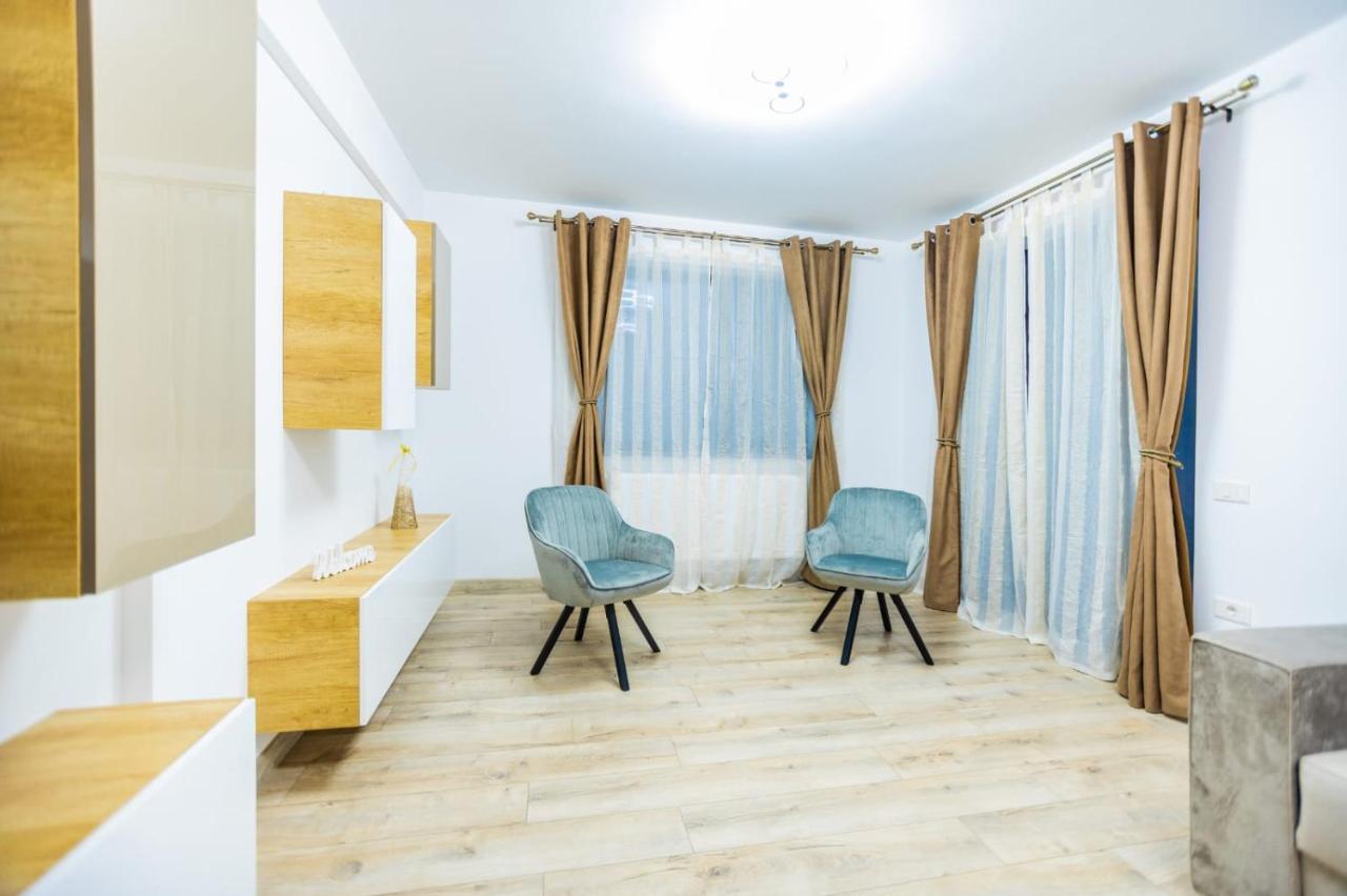 Brigitte Apartment Brasov Bagian luar foto
