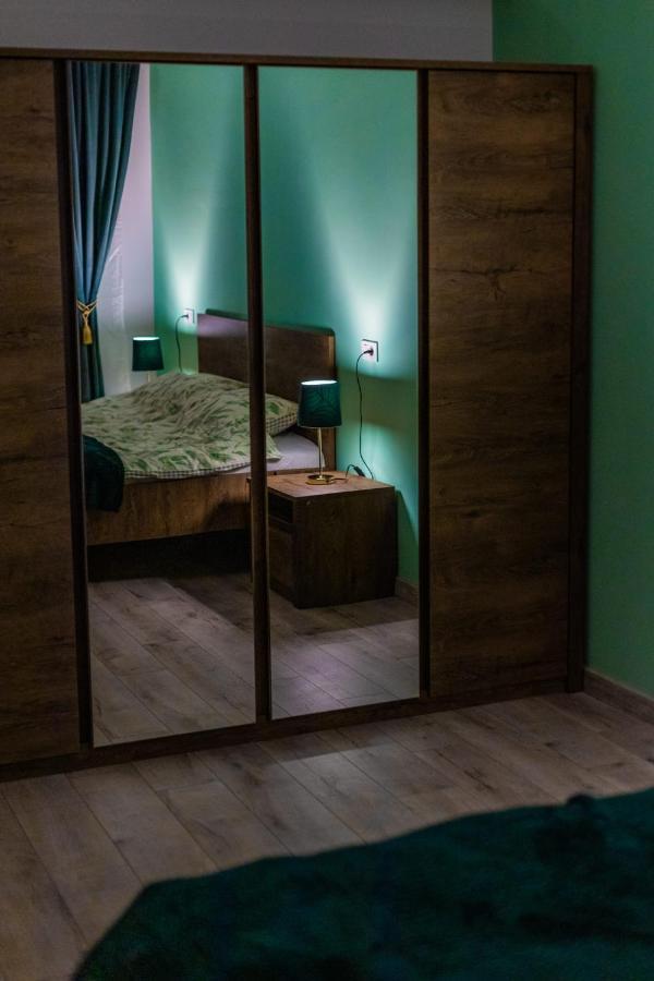 Brigitte Apartment Brasov Bagian luar foto